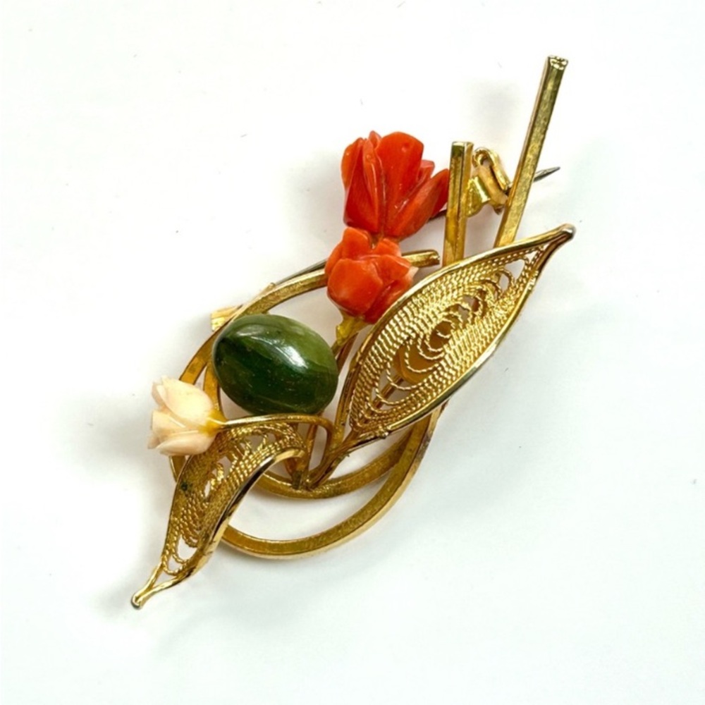 Vintage Three Angel Skin Coral & Jade Filigree, Gold Tone Floral Pin/Brooch